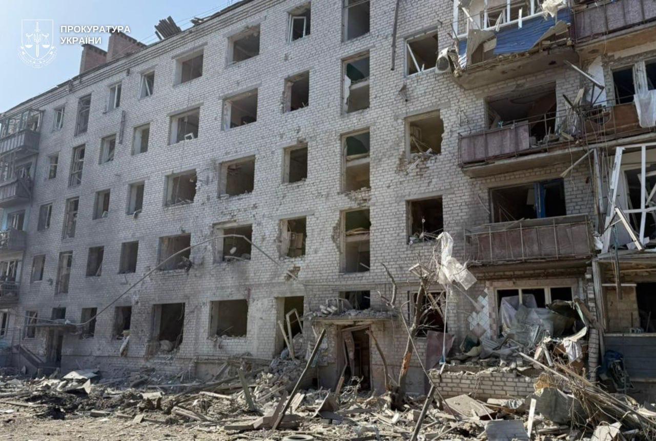 Russian airstrike on Sloviansk city in eastern Ukraine kills four, injures 16